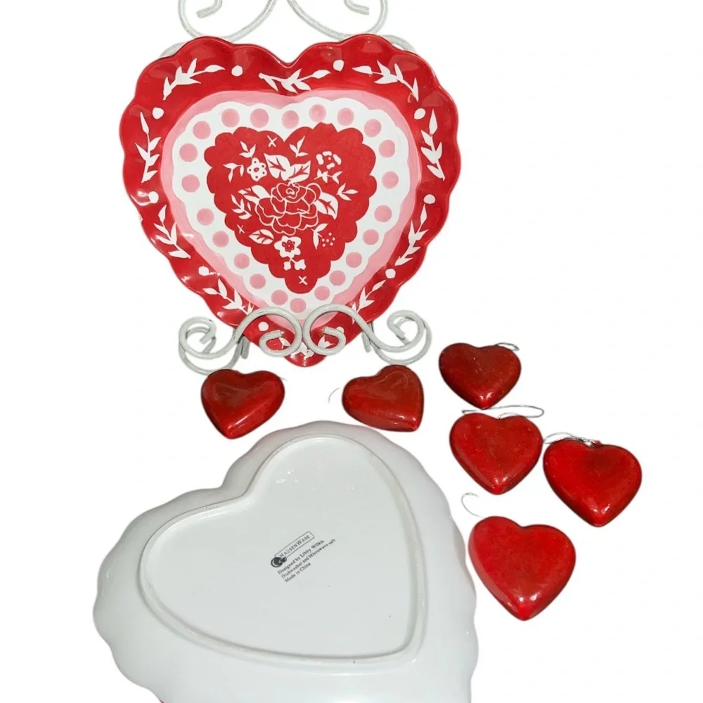 Romantic Red Heart Party Plates Hausenware Designed by Libby Wilkies